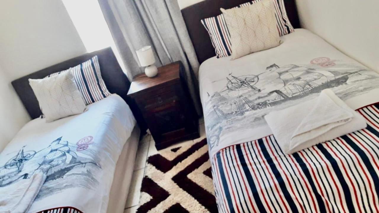 Apartment Club 186 & 208 *